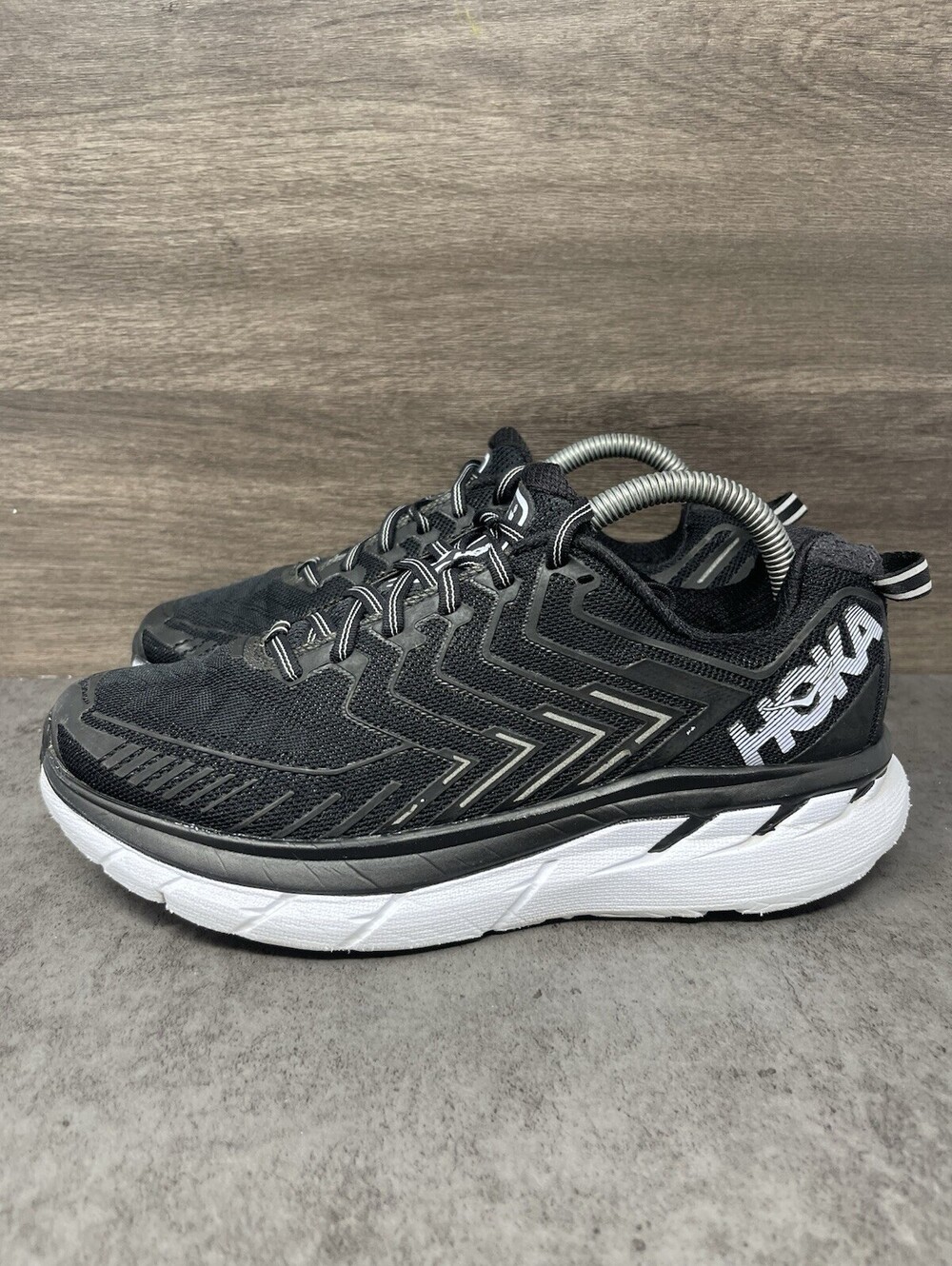HOKA Clifton 4 Black White Womens Size 8 Cushioned Lightweight Running Shoes
